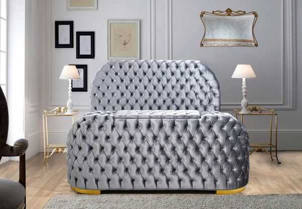 Leon Velvet Bed