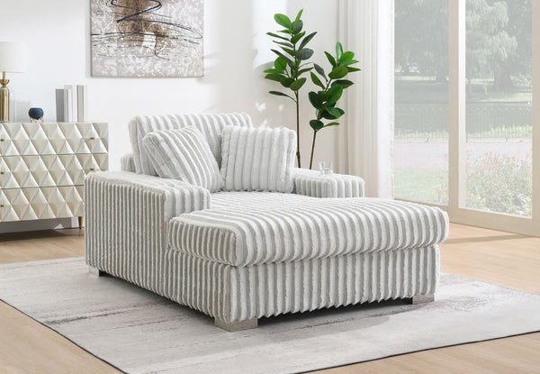 Luna Lounge chair